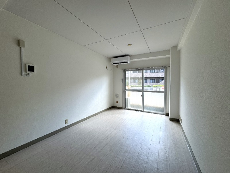 サンシティヤマの居間・リビング