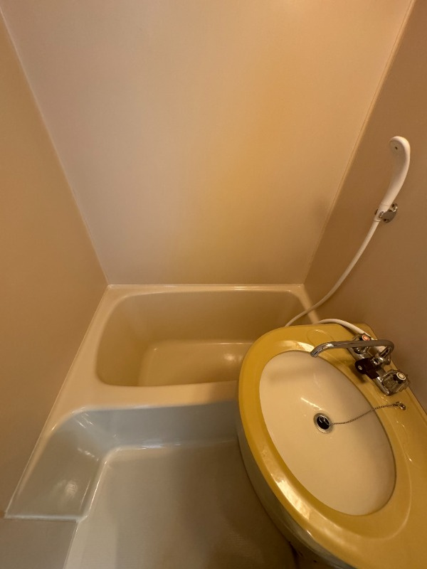 サンシティヤマの浴室