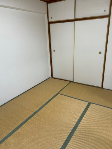 市川パークハイツC棟の和室