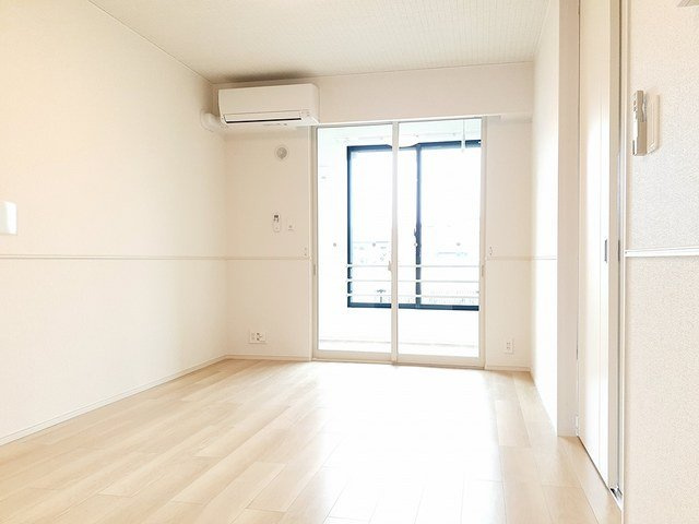 ラ・セゾン川島の居間・リビング