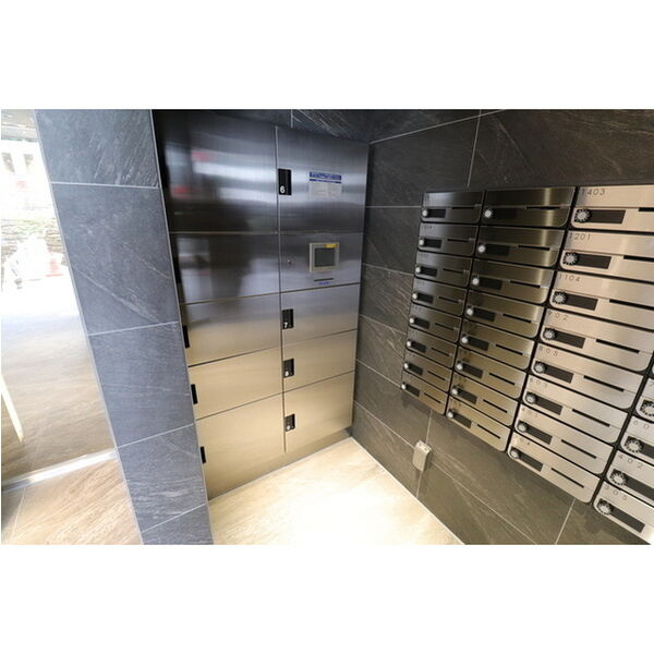 コンフォリア・リヴ新大阪WESTのその他共用部分