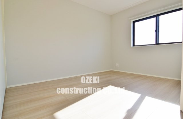 コンフォルトの洋室