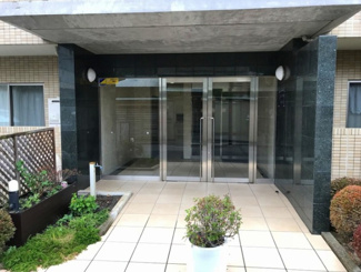 【エントランス】