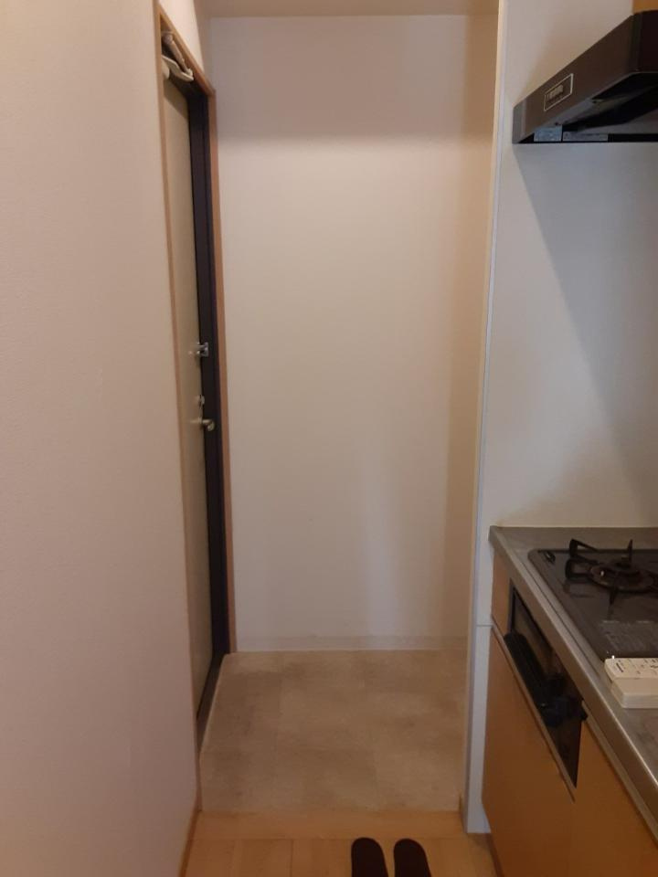 緑3丁目マンションの玄関