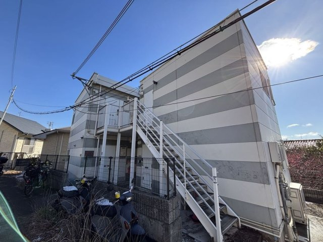レオパレス高羽の外観|外観は落ち着いています