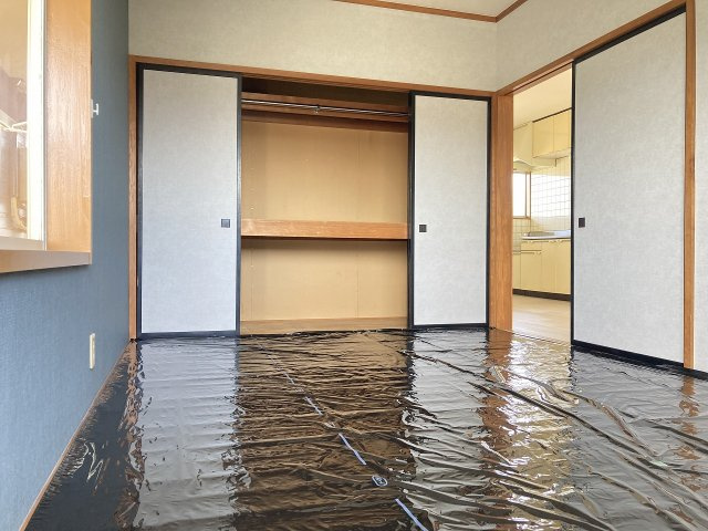 おさなぎハウスの和室