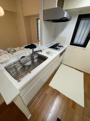 府中市宮町１丁目の賃貸マンションのキッチン