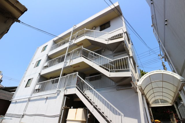 坂上ハイツの外観
