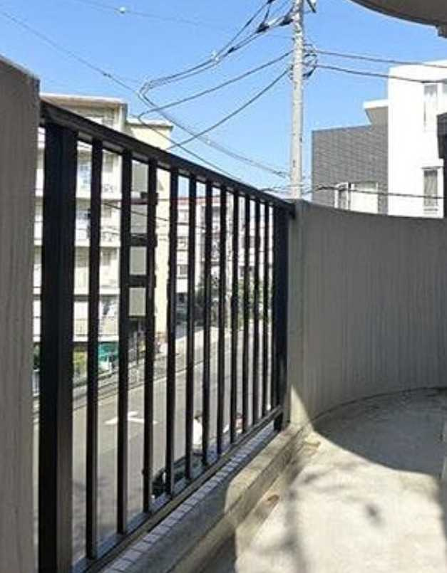 フォレストヴィラ若林　管理人巡回　角部屋　和室のバルコニー