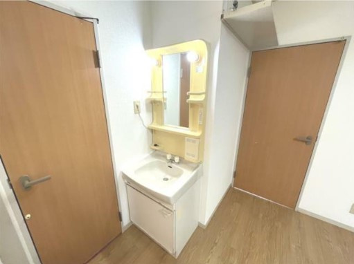 エステートの洗面所