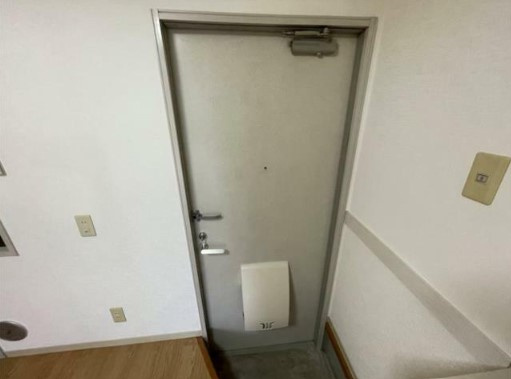 エステートの玄関