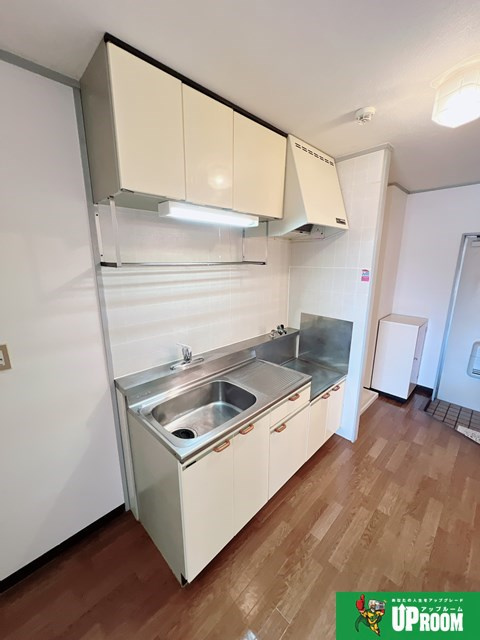 Ｓｕｒｐｌｕｓ　Ｏｎｅ　ＹＯＳＨＩＤＡのキッチン