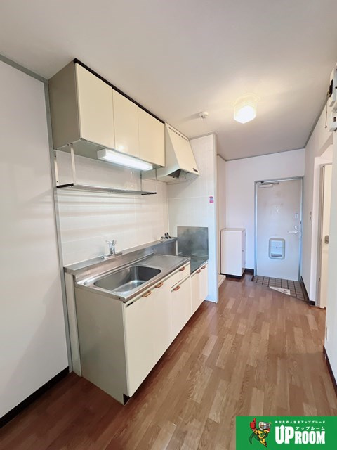 Ｓｕｒｐｌｕｓ　Ｏｎｅ　ＹＯＳＨＩＤＡのキッチン