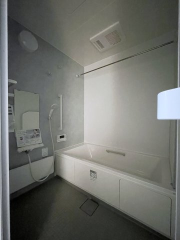 新築戸建　白河市久田野23-P1　イロドリライト　全6棟の浴室