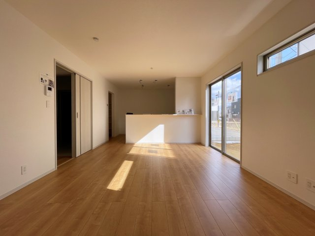 新築戸建　白河市久田野23-P1　イロドリライト　全6棟の居間・リビング