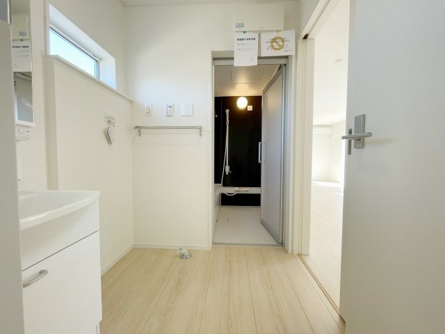新築戸建・新築建売　白河市久田野第14　白河第四小・東北中の洋室