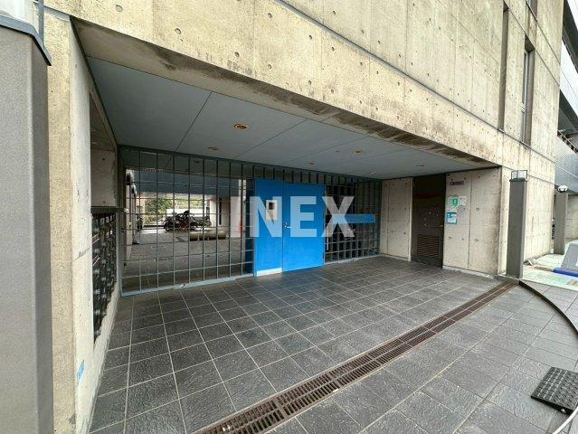 横浜市磯子区洋光台４丁目の賃貸マンションのエントランス