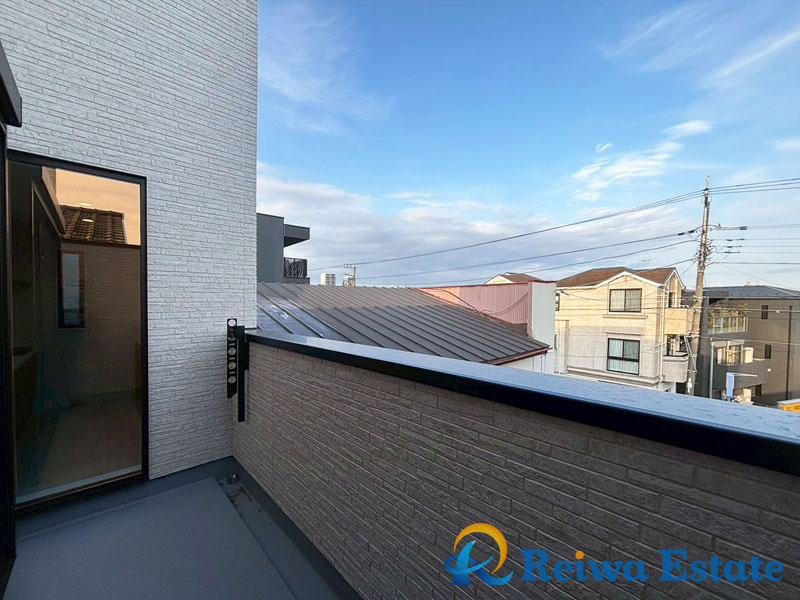 新築戸建　藤沢市辻堂1丁目のバルコニー