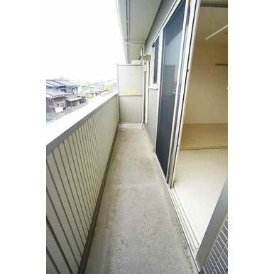 プリムローズのバルコニー