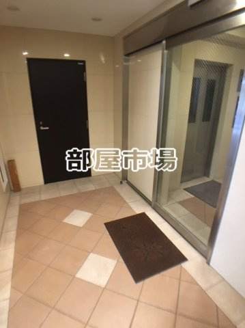 E&T OSHIAGEのロビー