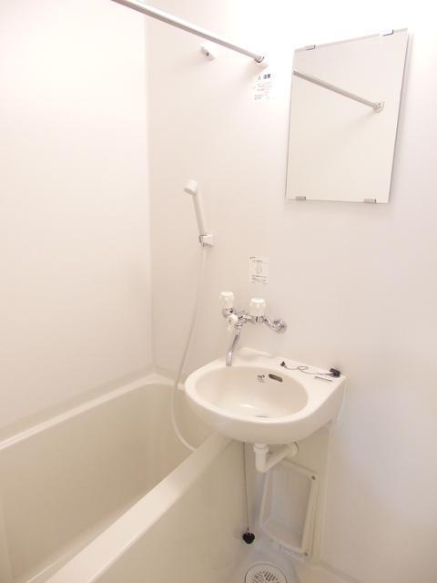 E&T OSHIAGEの浴室