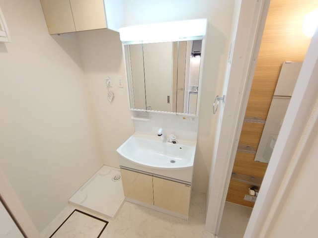 ハピネスＣ・Ｋの独立洗面台