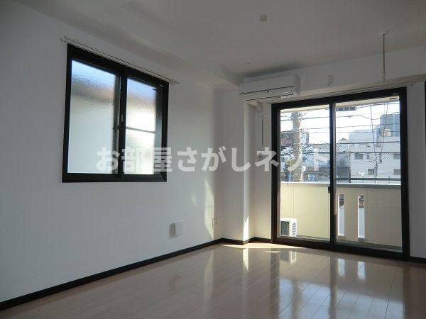 ソフィアヒルズの居間・リビング