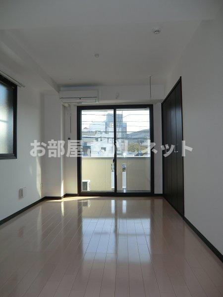 ソフィアヒルズの洋室