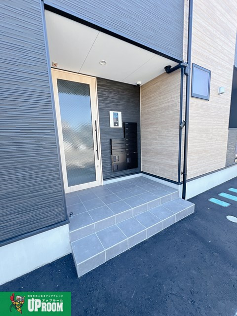 LECOCON岩倉Ⅲのエントランス