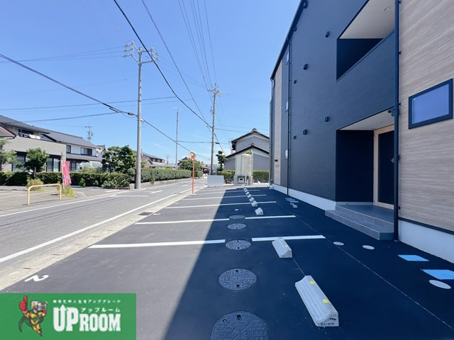 LECOCON岩倉Ⅲの駐車場