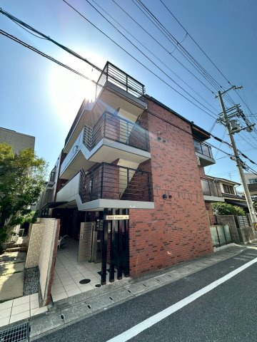 ソレイユ甲南の外観
