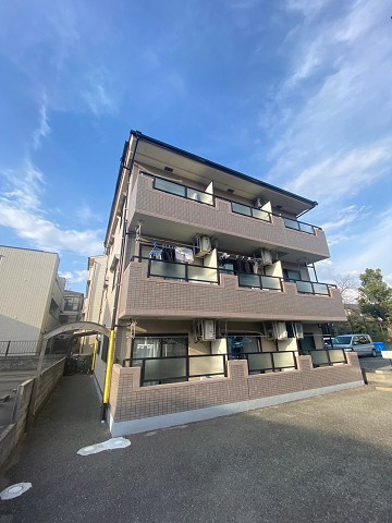 フレンズA棟の外観
