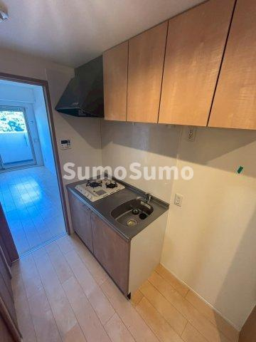 モノトーン難波のキッチン