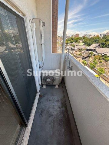 モノトーン難波のバルコニー