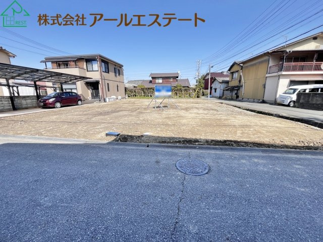 加古川市東神吉町西井ノ口　JR「宝殿駅」徒歩15分