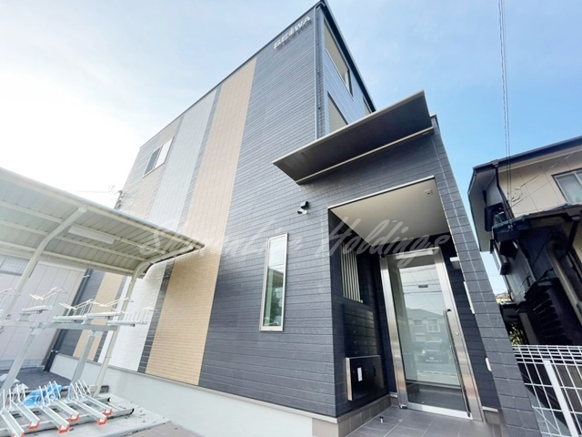 平塚市平塚２丁目のアパート