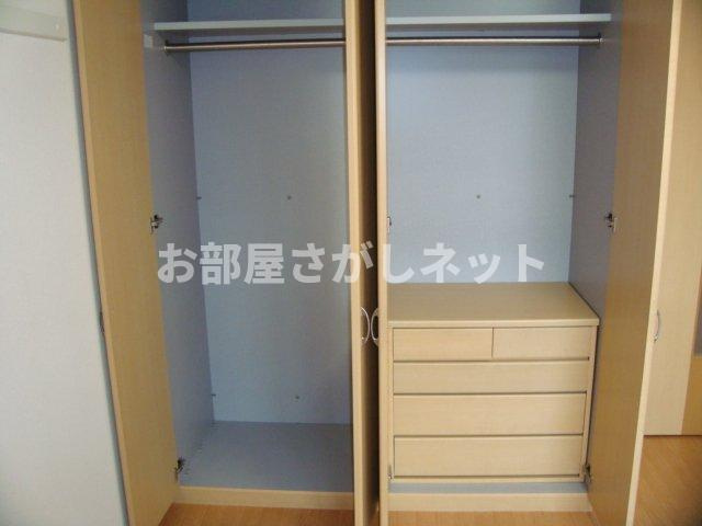 コンフォール・戸手【おとり物件なし】#学生・社会人にオススメ！初期費用分割払いOK！の収納|クローゼット