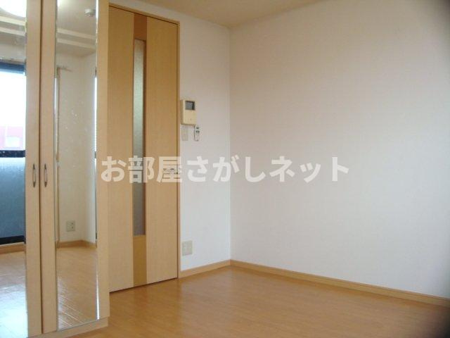 コンフォール・戸手【おとり物件なし】#学生・社会人にオススメ！初期費用分割払いOK！の洋室|洋室