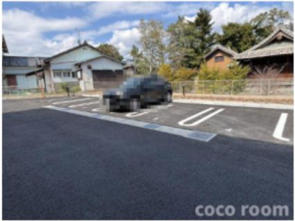 Ｄｅｎｂｅ塩津Ⅰの駐車場