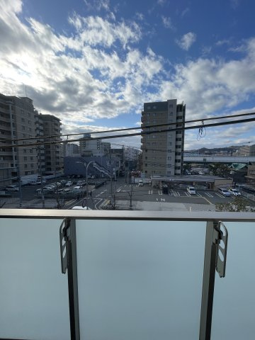 LIVIAZ KOBE LaMerの展望