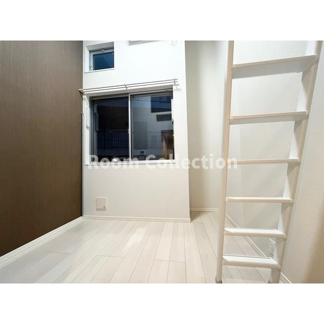 KONZ HOUSEの居間・リビング