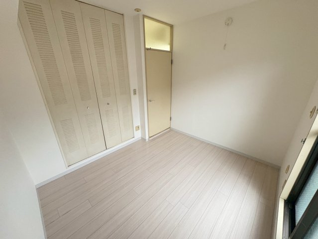 ファミリーフジの居間・リビング