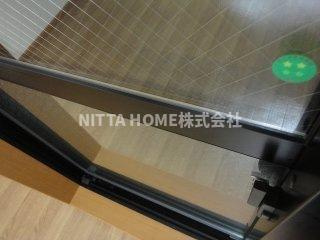 ルピナス　ネオコートのバルコニー|シャッター雨戸付き★