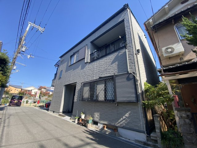 谷川2丁目　鉄骨造中古戸建の前面道路含む現地写真|■閑静な住宅街で、昼も夜も静かですよ♪♪