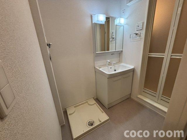 ヒカルサ藤枝兵太夫の洗面所