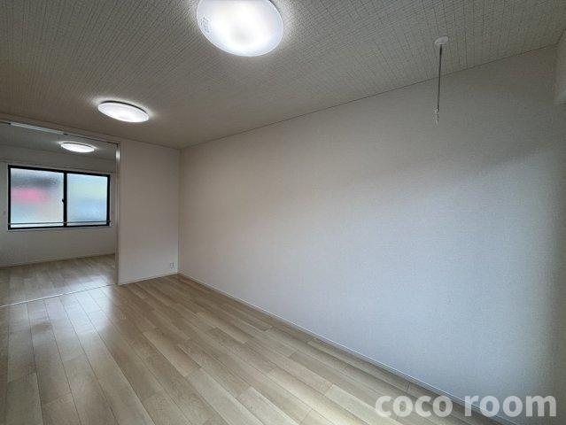 ヒカルサ藤枝兵太夫の居間・リビング