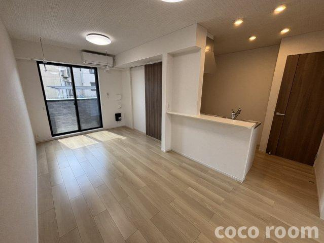 ヒカルサ藤枝兵太夫の居間・リビング