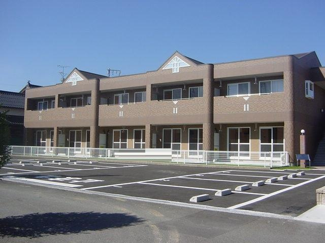 フォレスト・ヴィラの外観|外観写真（昼）