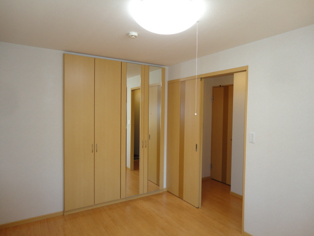 フォレスト・ヴィラの内装|洋室