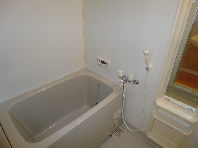 フォレスト・ヴィラの浴室|バス（追炊き付）